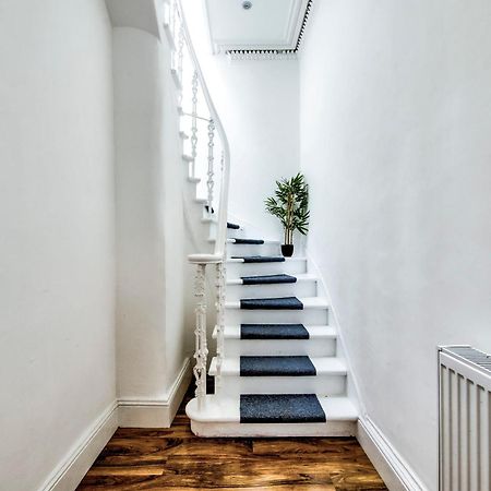 Stunning 5 Bedroom Apt, Close To City Centre, Sec, Hydro And Motorway Glasgow Exteriör bild
