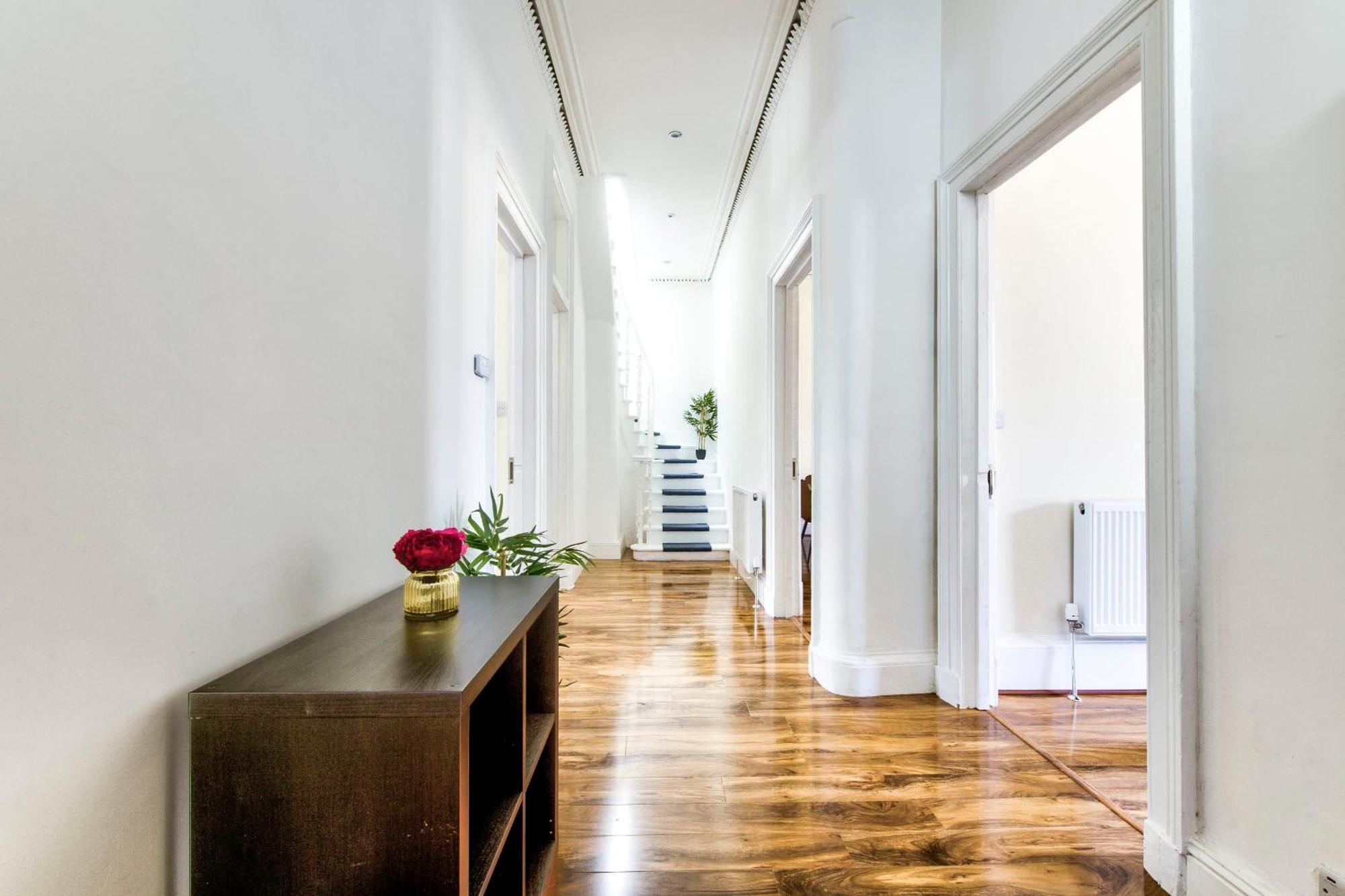Stunning 5 Bedroom Apt, Close To City Centre, Sec, Hydro And Motorway Glasgow Exteriör bild