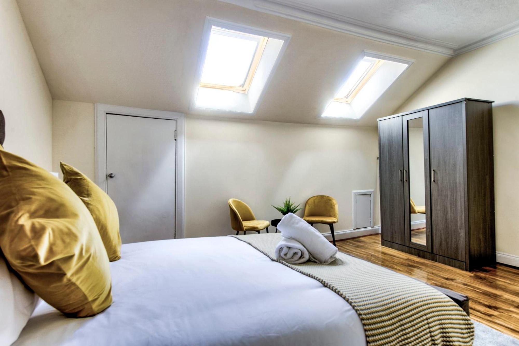 Stunning 5 Bedroom Apt, Close To City Centre, Sec, Hydro And Motorway Glasgow Exteriör bild