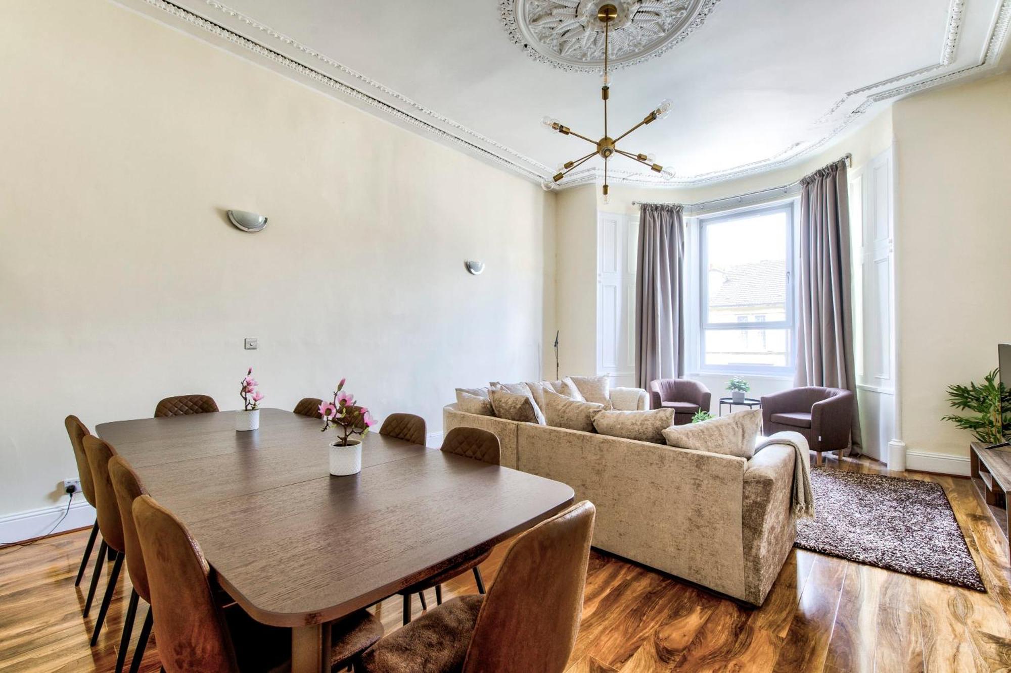Stunning 5 Bedroom Apt, Close To City Centre, Sec, Hydro And Motorway Glasgow Exteriör bild