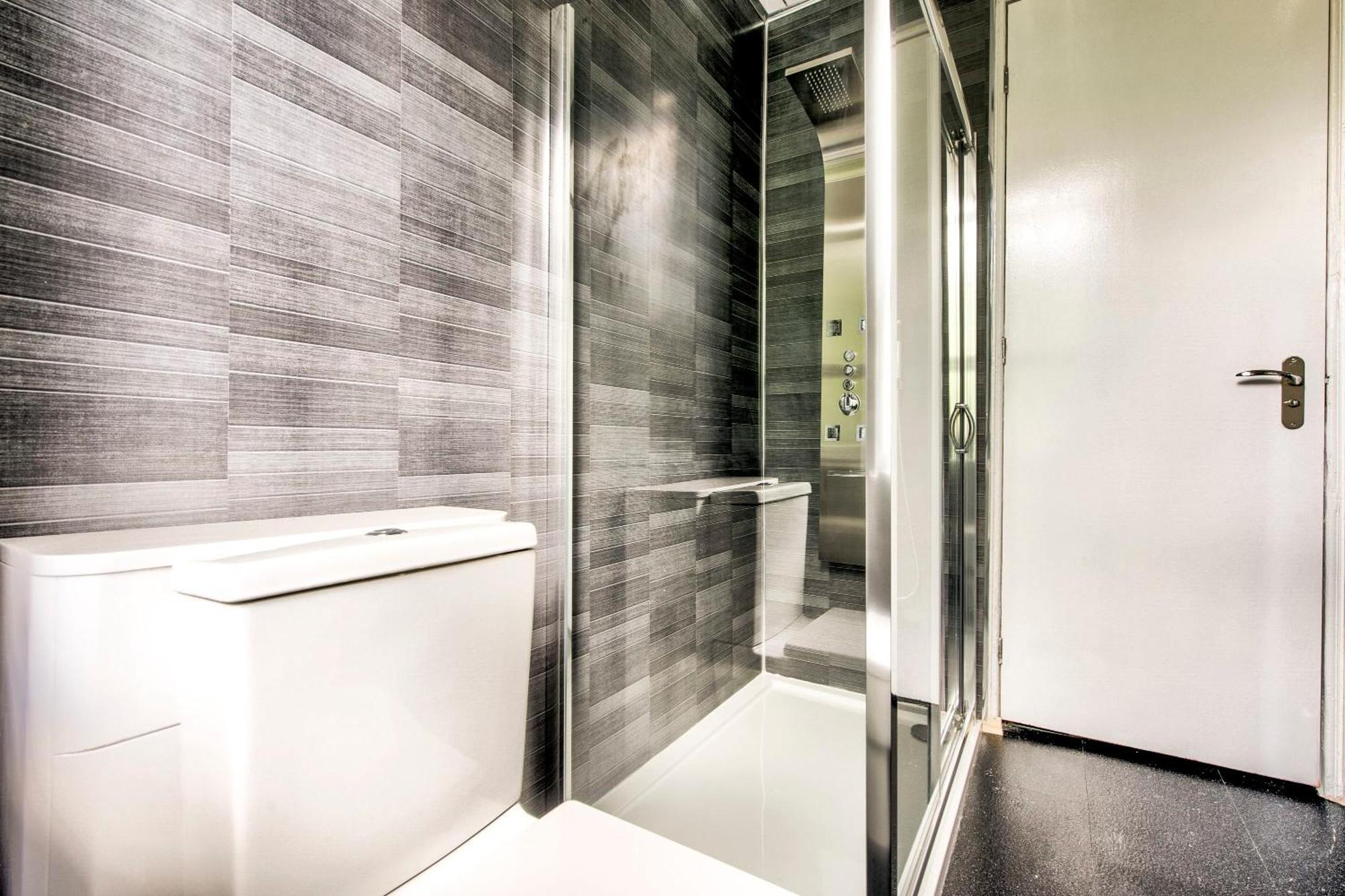 Stunning 5 Bedroom Apt, Close To City Centre, Sec, Hydro And Motorway Glasgow Exteriör bild